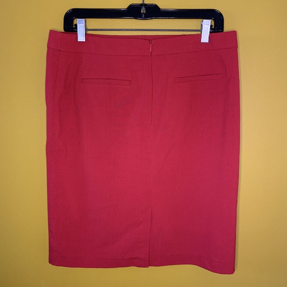 RED PENCIL SKIRT - Picture 3 of 5
